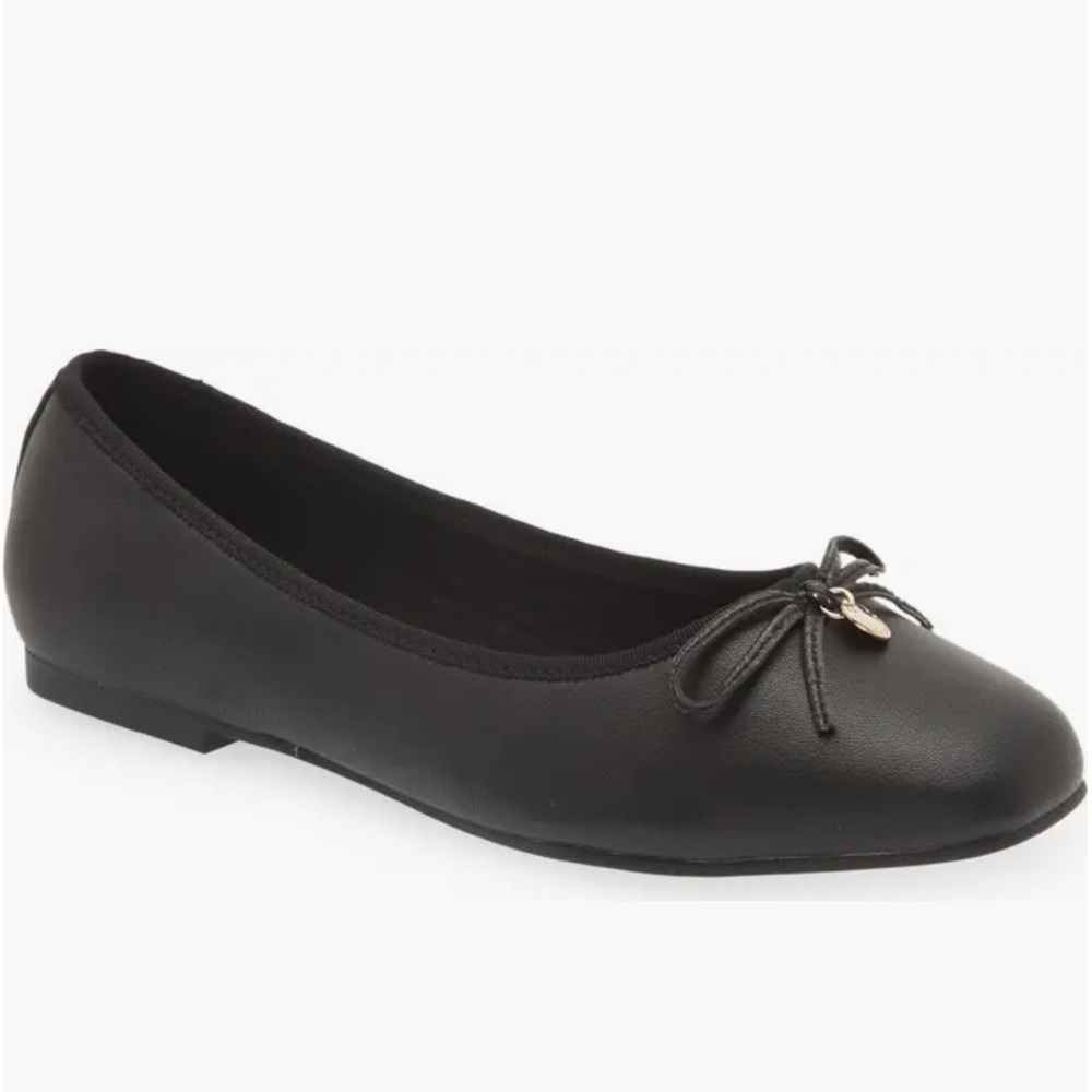 NEW! TED BAKER London Bayana Bow Ballet Flat Logo-Etched Medallion Black Size 8